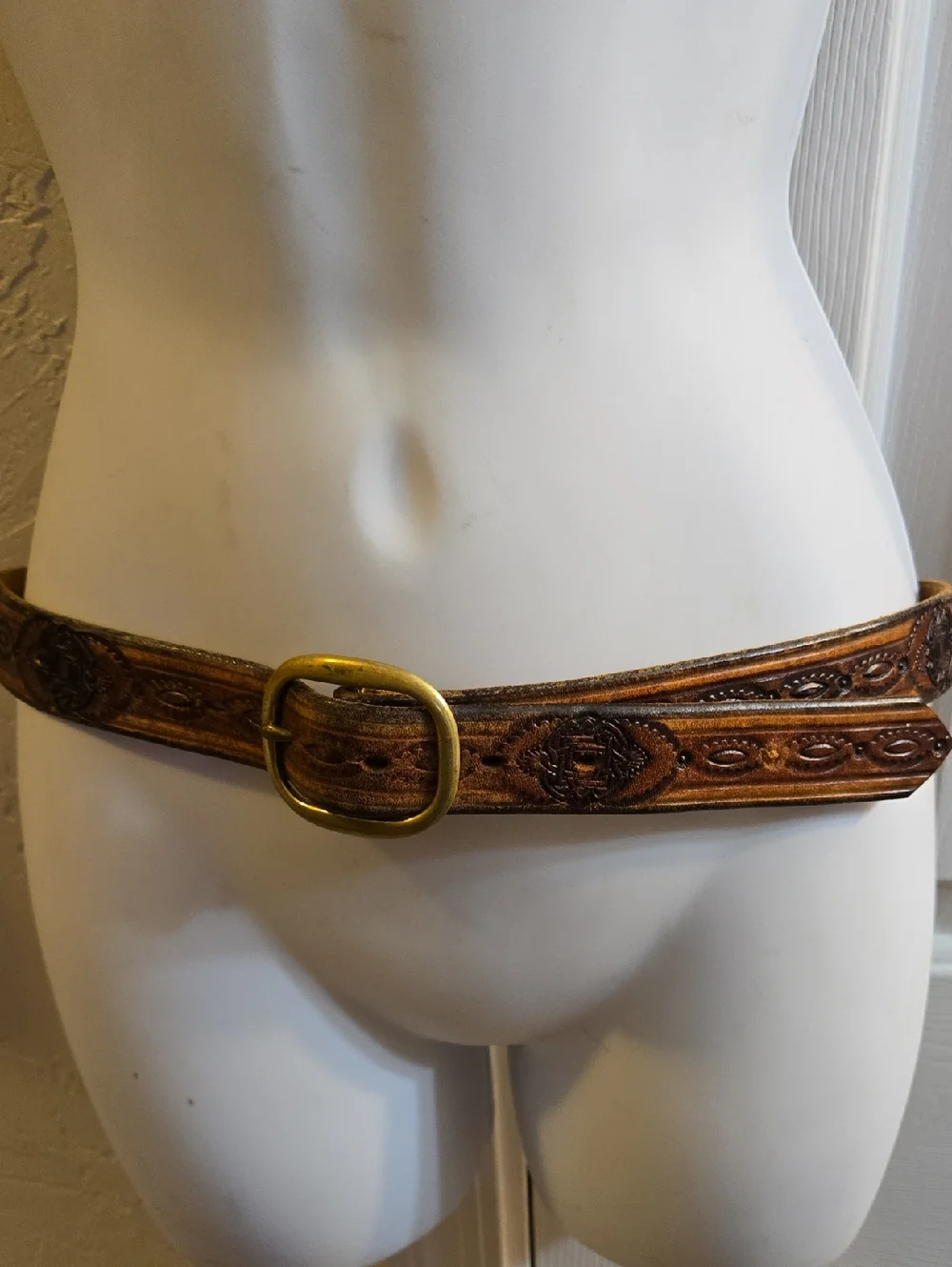 Vintage Tooled Brown Leather Belt with Brass Buckle - Picture 1 of 5